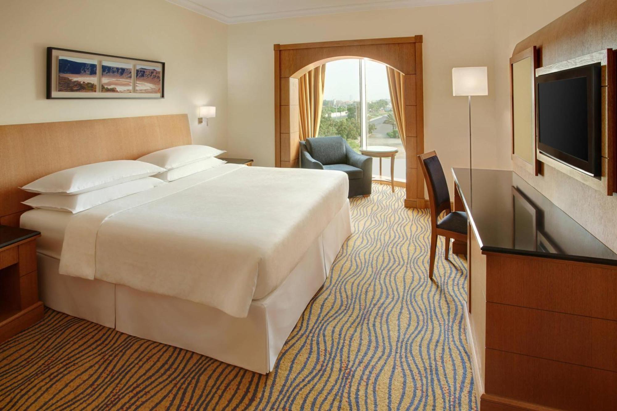Sheraton Jeddah Hotel - Saudi Brothers Commercial Company Branch Exterior foto Deluxe room